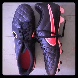 Nike tiempo